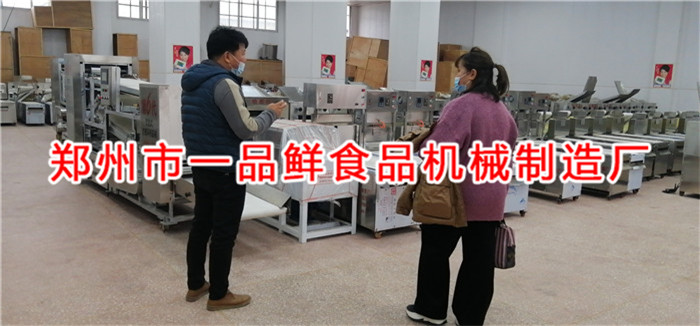 南陽(yáng)老客戶更換大型燴面機(jī)選擇一品鮮(圖2)